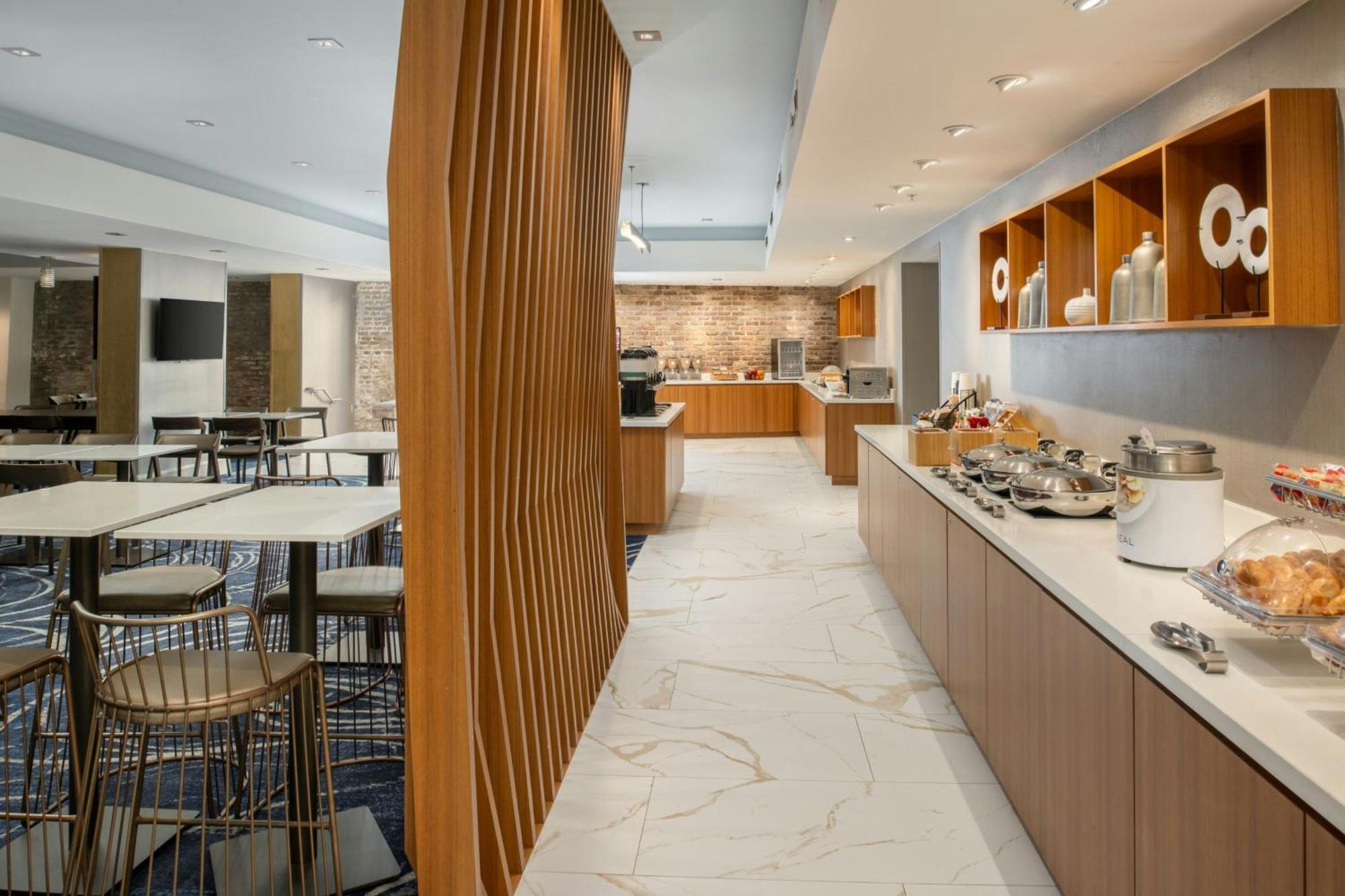 Springhill Suites By Marriott New Orleans Warehouse Arts District Екстер'єр фото