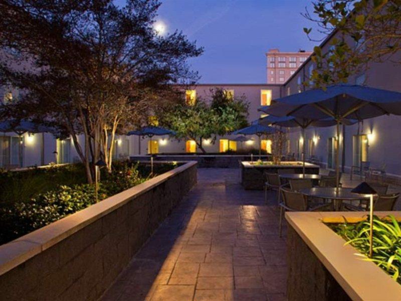 Springhill Suites By Marriott New Orleans Warehouse Arts District Екстер'єр фото